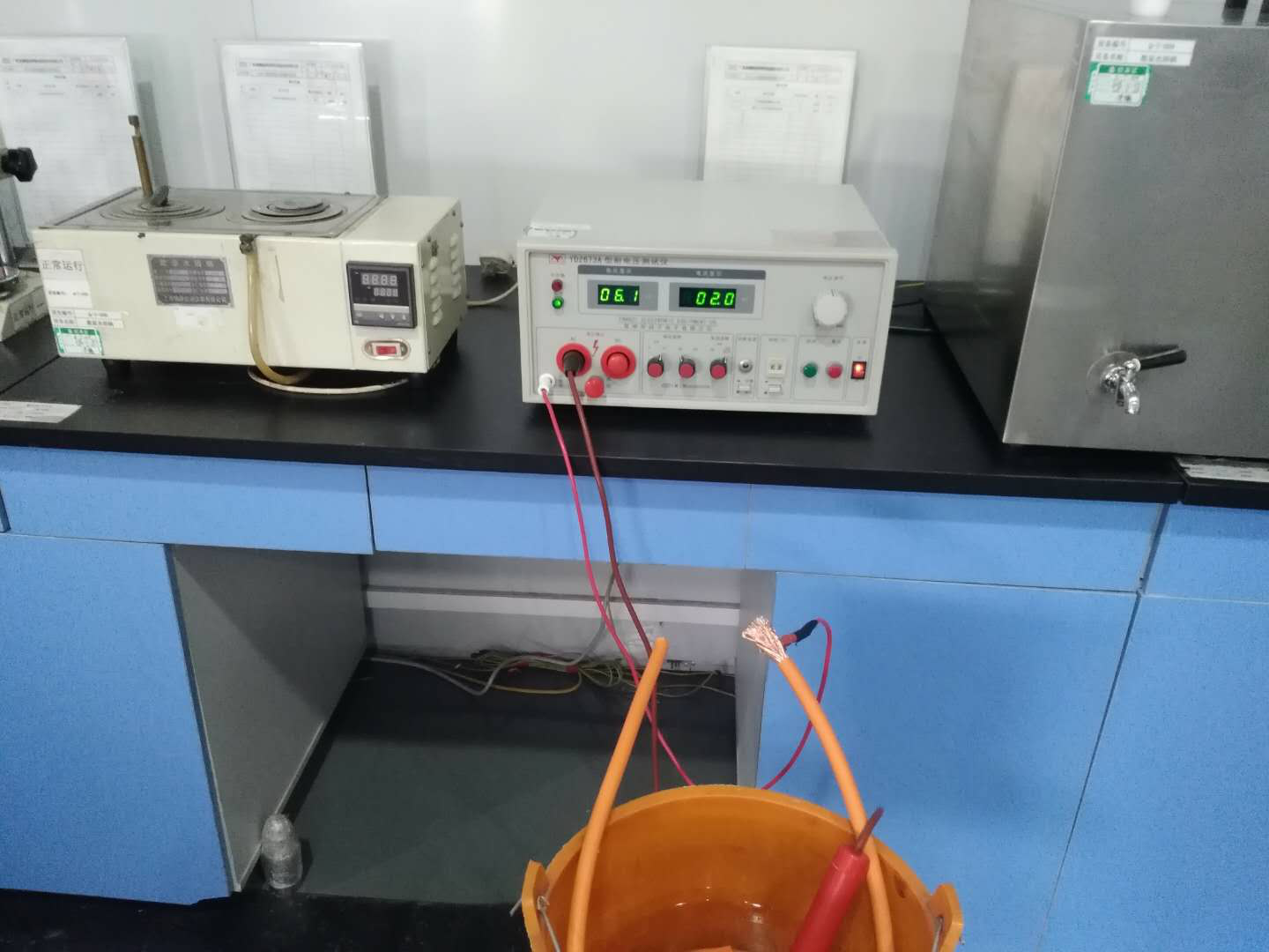 Withstand voltage Withstand voltage