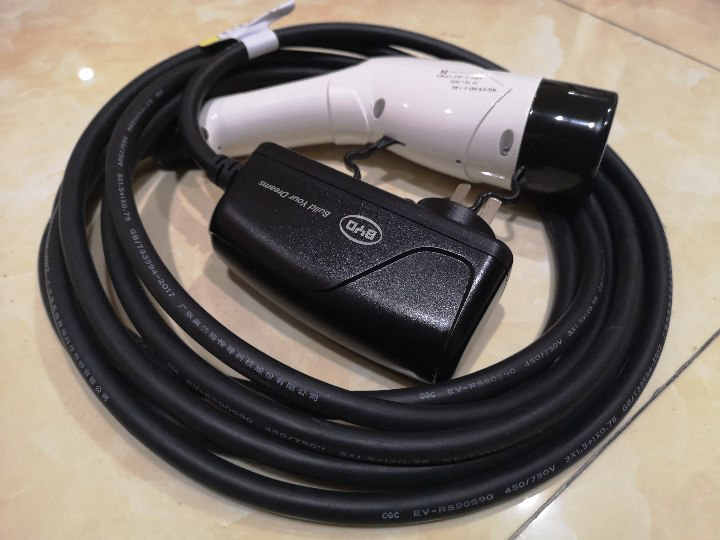 BYD on-board electric car charger