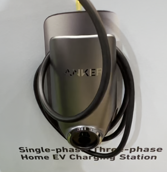 Anker Charging station using OMG electric car cable